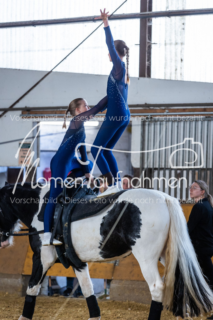 SS-Maxi-035 | MomenTaufnahmen Pferdesportfotos