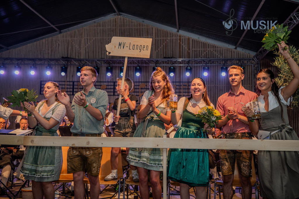 DSC_4543 | "Fussifoto.com – Ihr Ansprechpartner für hochwertige Fotografie! Entdecken Sie kreative Bilder und professionelle Dienstleistungen. Kontaktieren Sie uns für Ihre Projekte!"