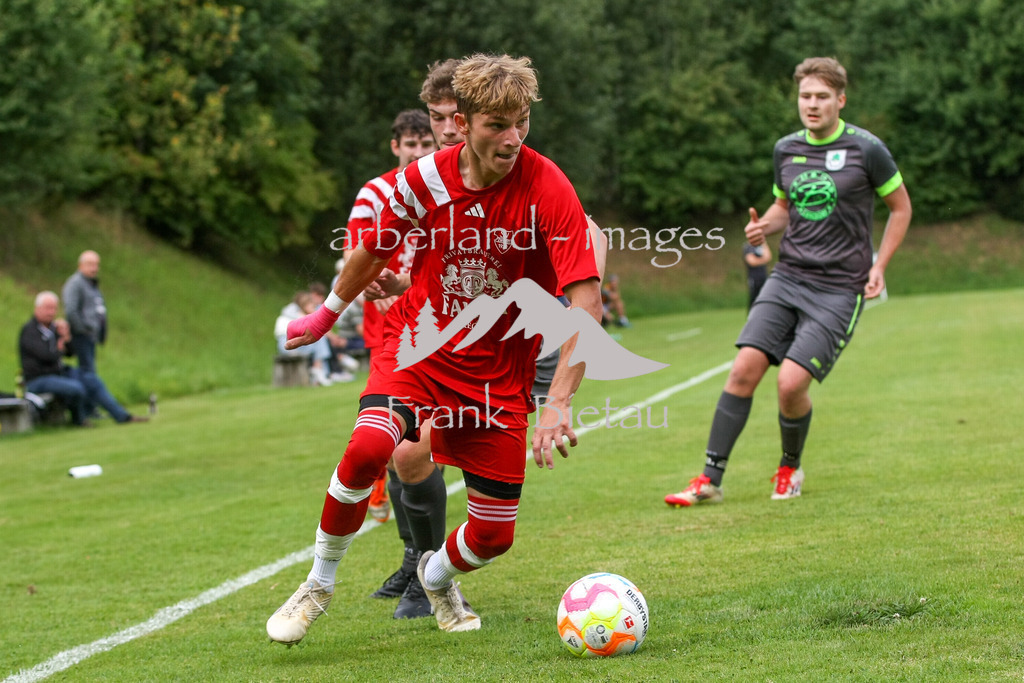 993T1003 | Medien- Sport- Entertainmentfotos