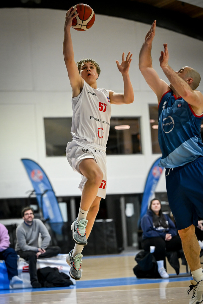 gml_064 | Fotos von Basketballspielen aus dem Raum NRW fotografiert von Gero Mueller-Laschet und Daniel Schaefer - Realisiert mit Pictrs.com