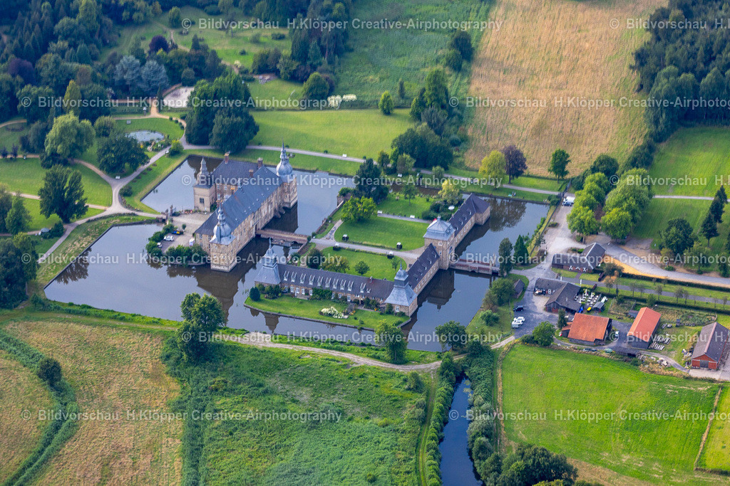 Luftbilder-Dorsten-Schloss-Lembeck  2024-1334 (4) | Luftbilder Dorsten Schloss Lembeck Luftbildfotografie und Luftbilder - Realisiert mit Pictrs.com