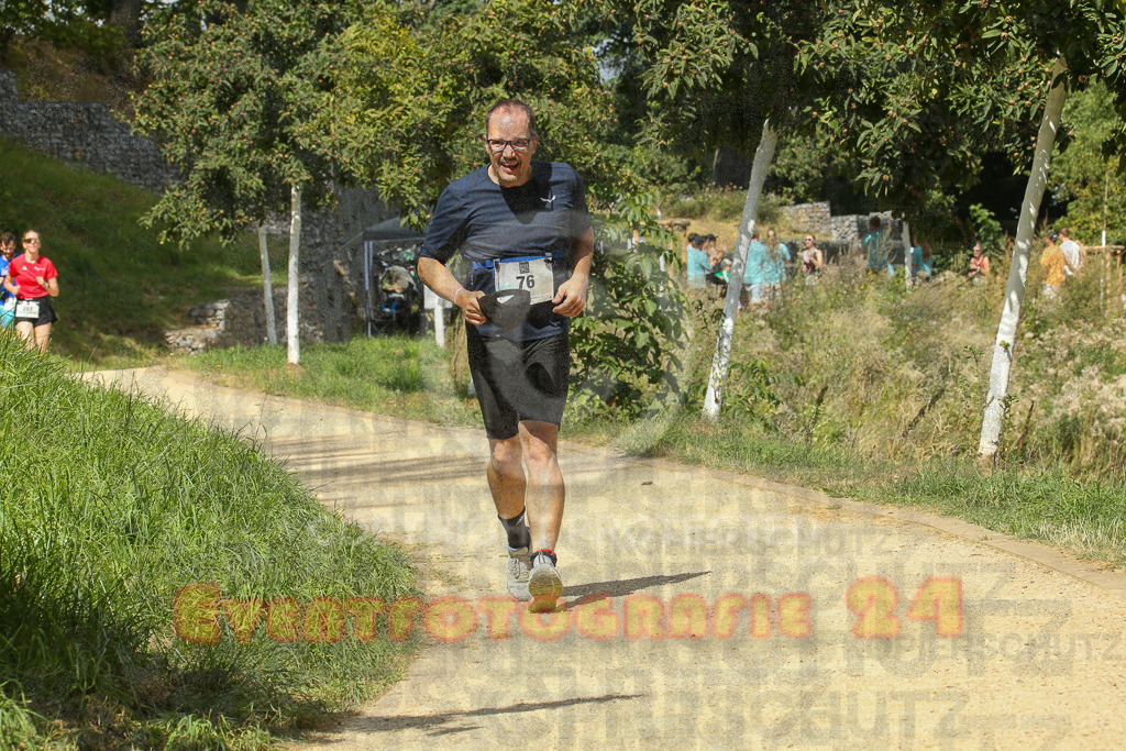 250824_1248_EX1_0589 | Sportfotografie im Rhein-Sieg Kreis, Köln, Bonn, NRW, Rheinland Pfalz, Hessen, etc. Unser Tätigkeitsfeld umfasst den Laufsport vom Volkslauf über den Marathon, Duathlon, Triathon bis zum Ultralauf wie Kölnpfad Ultra oder Schindertrail.