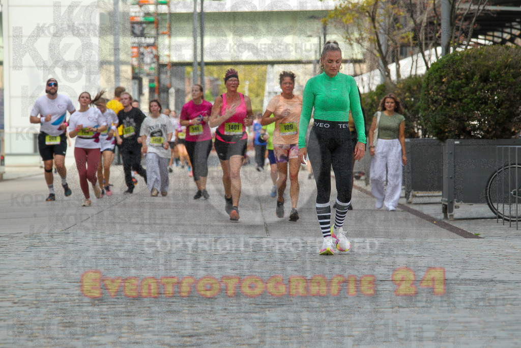 250920_1332_EV4_6006 | Sportfotografie im Rhein-Sieg Kreis, Köln, Bonn, NRW, Rheinland Pfalz, Hessen, etc. Unser Tätigkeitsfeld umfasst den Laufsport vom Volkslauf über den Marathon, Duathlon, Triathon bis zum Ultralauf wie Kölnpfad Ultra oder Schindertrail.