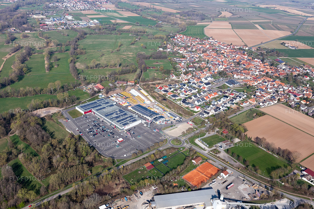 Luftbild: Modepark Röther in Rohrbach im Bundesland Rheinland-Pfalz in Deutschland. Foto: IMG_113313.jpg vom 30.03.2019 durch Werner Riehm/FLY-FOTO.de