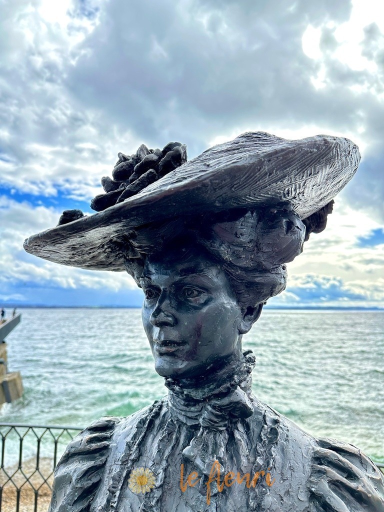 AAC78B6A-0914-4EB1-B4B6-BCA2AA16A2EF | Dies ist der Shop von Florian Blum - le fleuri. Langenthal, Bern, SchweizSie können hier meine oder ihre eigenen Fotos als Fotoprodukte kaufen. Tassen, Schlüsselanhänger, Taschen etc. können Sie hier gestalten.  - Realisiert mit Pictrs.com