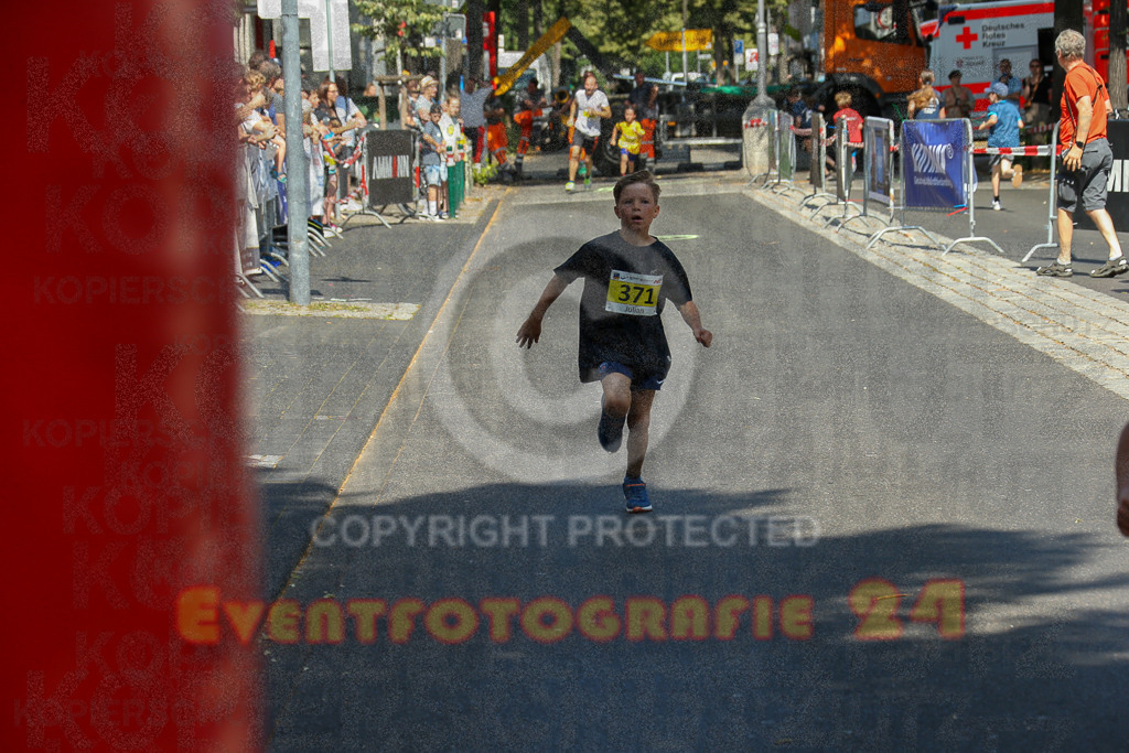 250621_1043_EX1_2243 | Sportfotografie im Rhein-Sieg Kreis, Köln, Bonn, NRW, Rheinland Pfalz, Hessen, etc. Unser Tätigkeitsfeld umfasst den Laufsport vom Volkslauf über den Marathon, Duathlon, Triathon bis zum Ultralauf wie Kölnpfad Ultra oder Schindertrail.