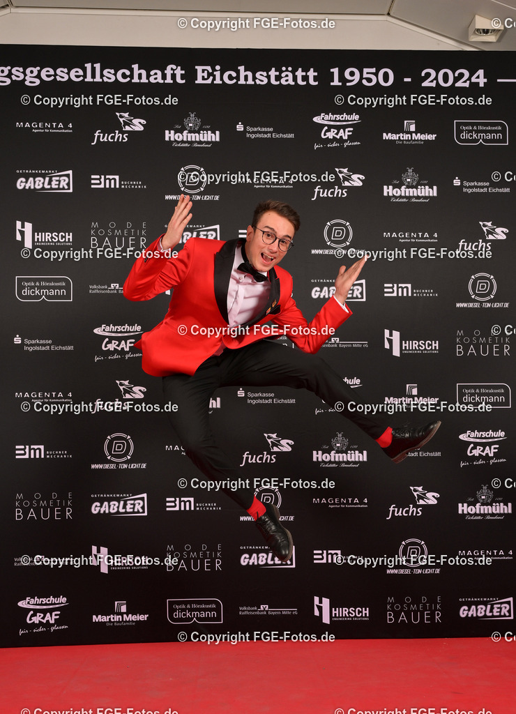 20240114-fge-fotos-0470 | Eröffnungsball der FGE am 14.01.2024 im Alten Stadttheater in Eichstätt. - Realisiert mit Pictrs.com