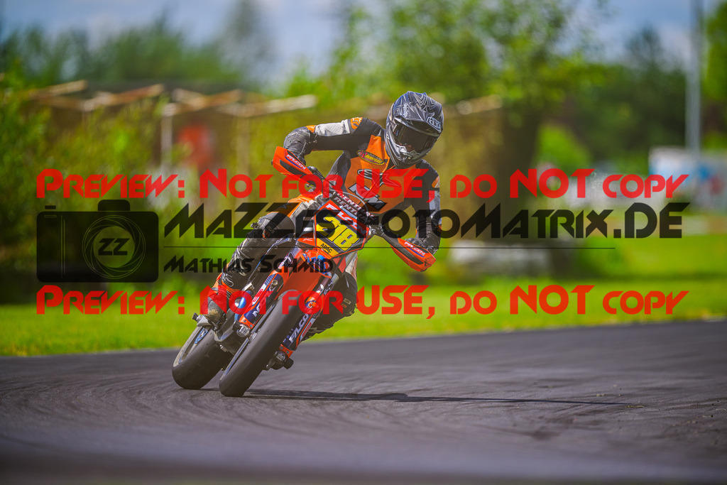 MaZZes_FotoMatrix_240714_6007705_4206 | S2