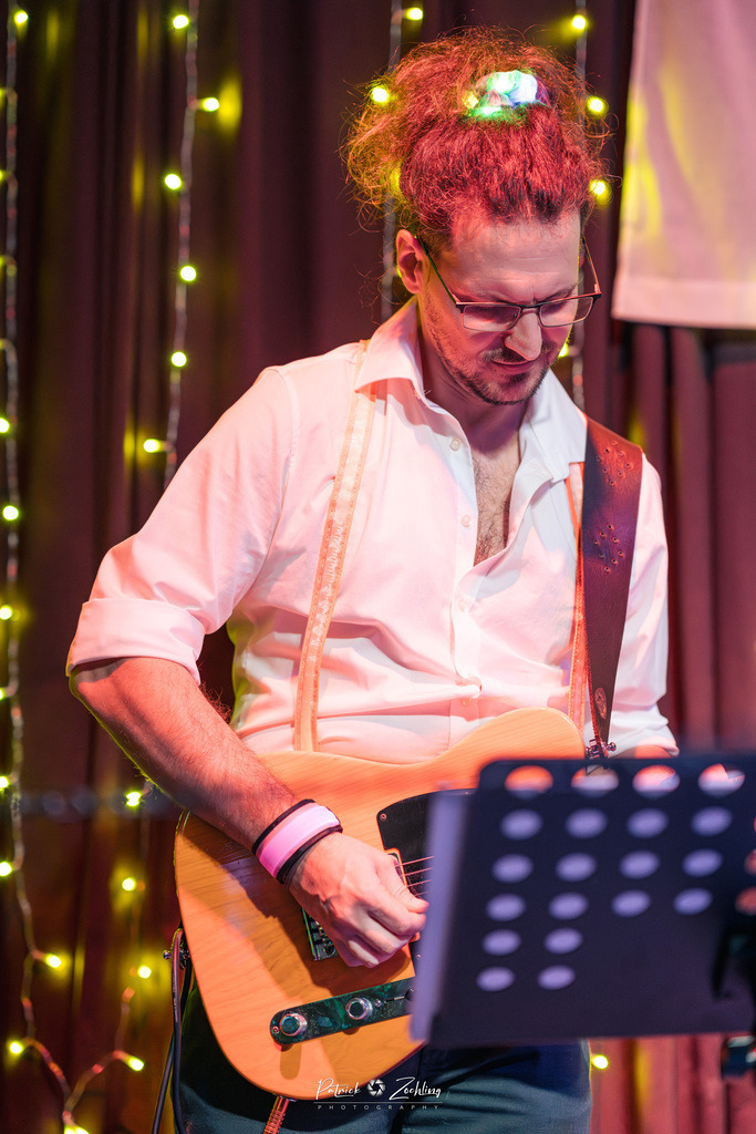 HopOn-Zöchling (42 von 104) | Mein Name ist Patrick Zöchling. Auf dieser Website siehst Du meine Projekte als Fotograf und kannst Dir Deine Fotos in Galerien ansehen und herunterladen. Über einen Webshop kannst Du Bilder ausarbeiten, auf T-Shirt drucken usw. - Realisiert mit Pictrs.com