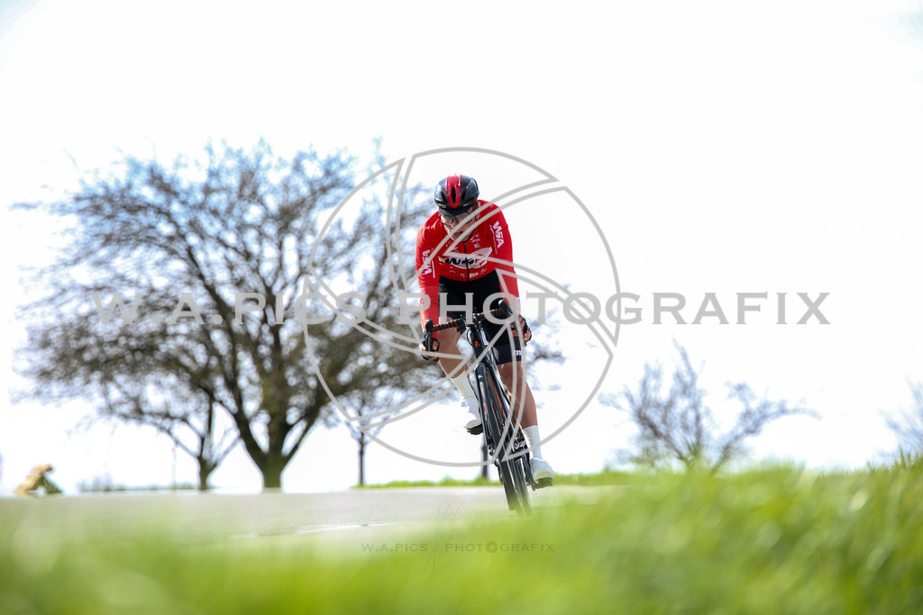 ..... | LEONDING,AUSTRIA,24.März.24 - 63.Radsaisoneröffnungsrennen Leonding Road Cycling League , Image shows: 
Photo: WAPICS / Andreas Willdoner