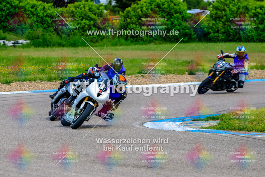 MotoTeam-9052 | Hier findet Ihr Bilder von Touristenfahrten auf der Nürburgring Nordschleife oder von anderen Veranstaltungen die ich besucht habe. Viel Spass beim Durch Schauen 