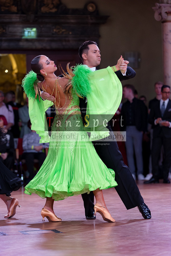 20240706_WDSF_RS_Std_9604 | Tanzsportbilder, Standardtanz, Lateintanz, WDSF, DTV, LTVB, dancecomp, goc, hessen tanzt, blaues band der spree, walzer, tango, wiener walzer, slowfox, quickstepp, samba, rumba, cha-cha-cha, paso doble. jive, hd-kroft photography, turniertanzsport