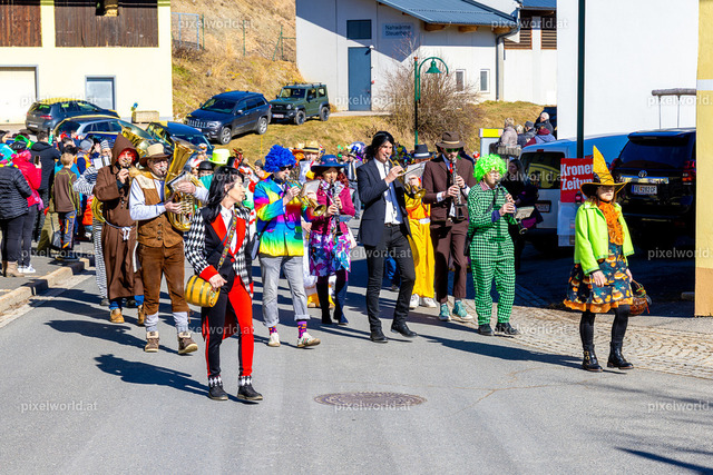 Bärentreiben in Steuerberg | Bildershop von pixelworld.at - Realisiert mit Pictrs.com