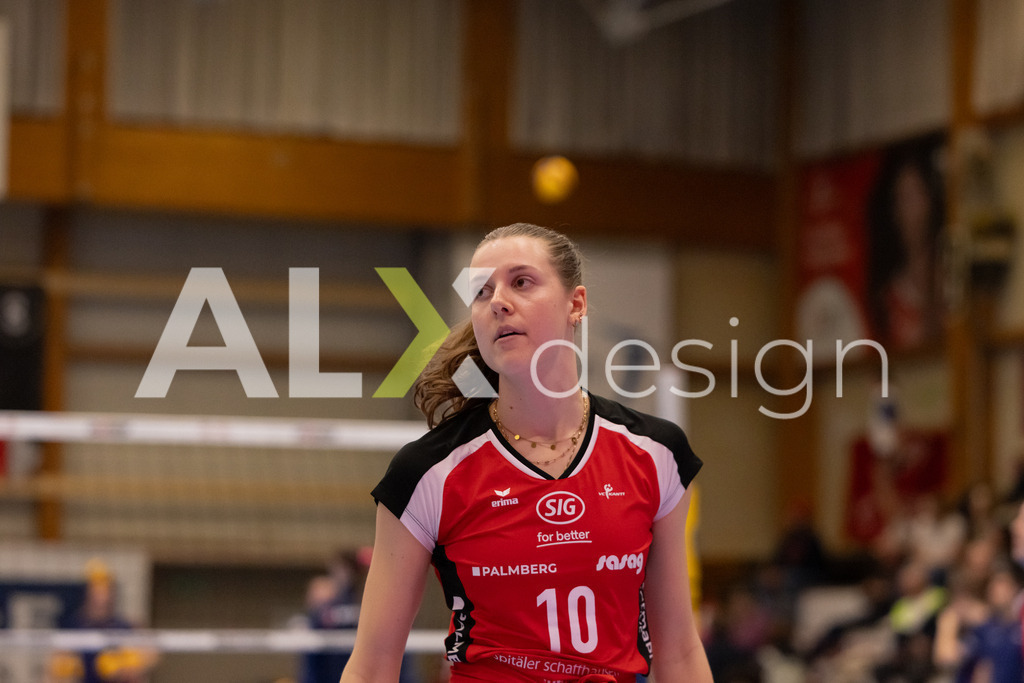 Volleyball I Frauen I Saison 2025-2026 I Volleyball NLA | Women I 1/2 Finals I  VC Kanti Schaffhausen - Sm'Aesch Pfeffingen I 18.03.2026 | 10 Maelle Corbach (CH) (VC Kanti Schaffhausen) – Diagonal - Realisiert mit Pictrs.com