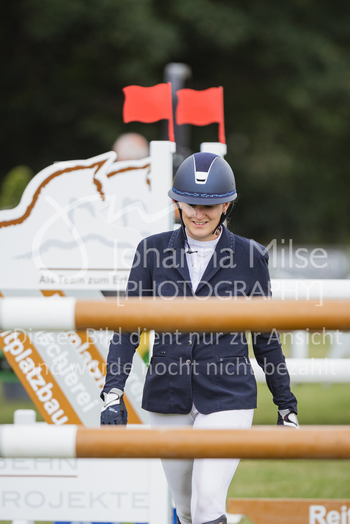 220715_LC_Youngster-M-504 | Deine schönsten Turniermomente als professionelle Fotos! Entdecke hochwertige Pferdesport-Fotografie im Online-Shop. Jetzt Fotos finden & bestellen!