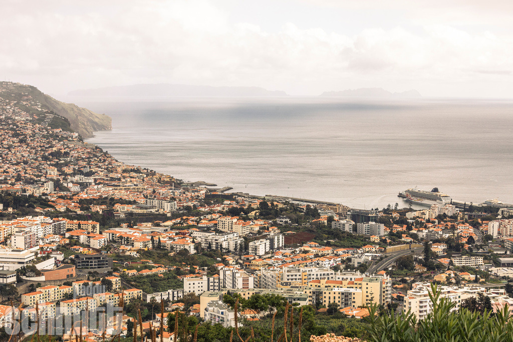 PS-Madeira-2026-01 | Entdecke die größte Bildgalerie der Region mit Fotografien aus dem Allgäu, der Bodenseeregion, Oberschwaben, dem Donautal und der Schwäbischen Alb. Landschaften, Luftaufnahmen und Reisefotografie als Wandbild und Fotokunst. - Realisiert mit Pictrs.com