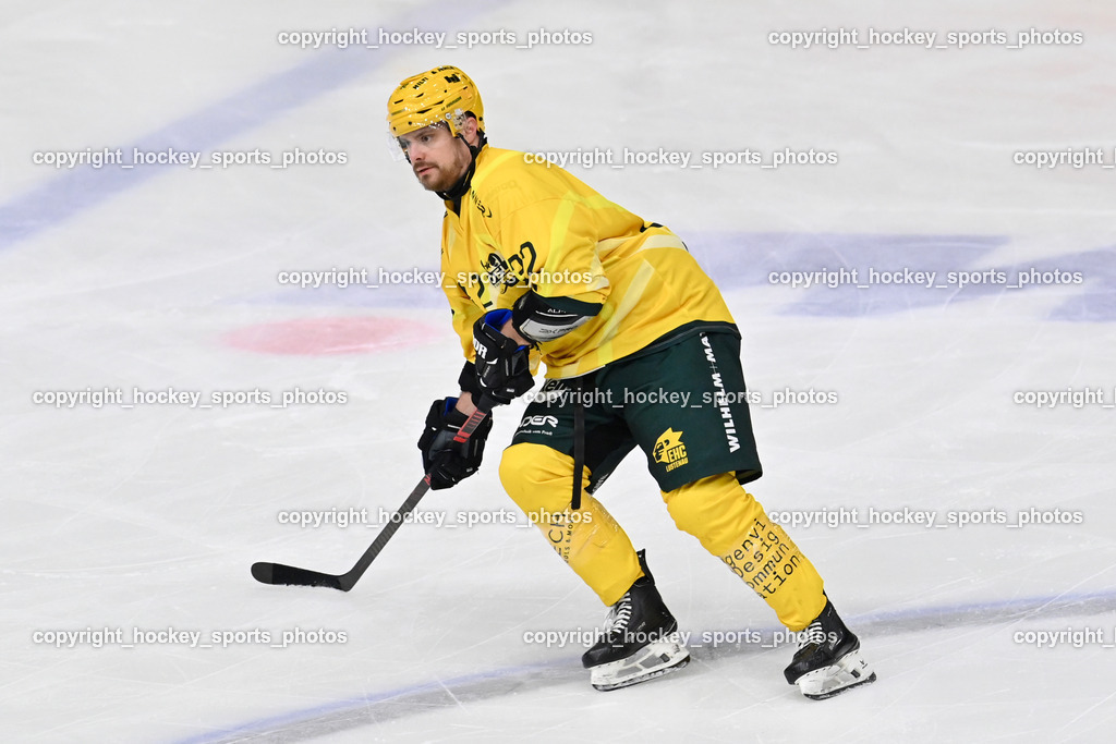 ATSE Graz vs. EHC Lustenau | #32 Stefan Daniel EHC Lustenau, ATSE Graz vs. EHC Lustenau, ATSE Graz vs. EHC Lustenau am 14.02.2026 in Graz (Merkur Eishalle ), Austria, (Photo by Bernd Stefan)
