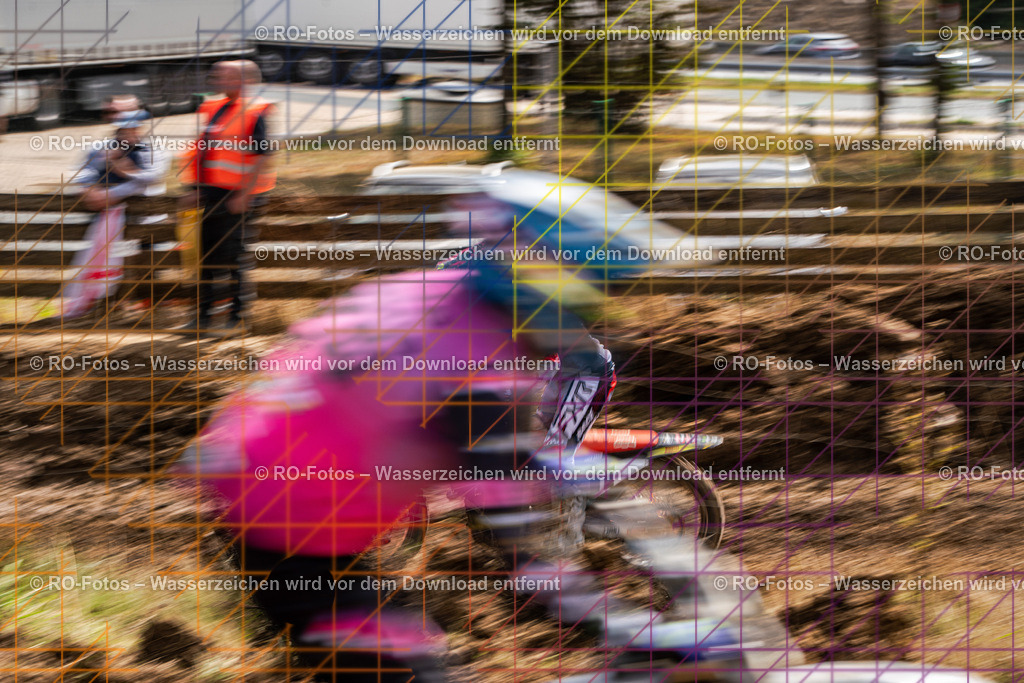 Sechshelden 2026 Sonntag  -987 | Sportfotografie von RO-Fotos: Motorsport, Motocross, Enduro, Laufveranstaltungen und Triathlon. Professionelle Fotos von Sportlern und Events. - Realisiert mit Pictrs.com