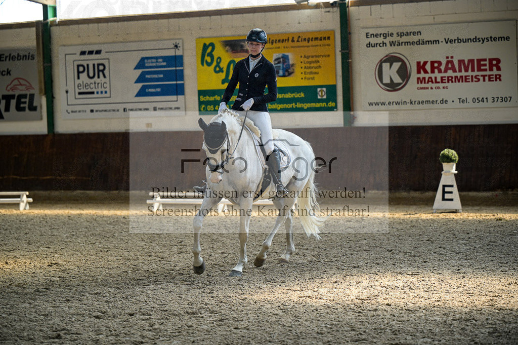 Reitturnier Voxtrup | Entdecke hochwertige Reitturnierfotos von Foto Oger. Professionell, emotional und authentisch – jetzt Lieblingsmomente im Shop bestellen.Deutschlandweite Turnierfotografie. - Realisiert mit Pictrs.com