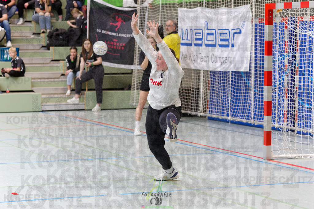 Hessenmeisterschaft wJC - Finale; HSG Kleenheim - HSG Weiterstadt/ Braunsh.Worf. | Hessenmeisterschaft wJC - Finale; HSG Kleenheim - HSG Weiterstadt/ Braunsh.Worf. am 22.03.2025 in Biedenkopf (Sporthalle Lahntalschule)Photo © 2025 - Jörg Heinrich - Realisiert mit Pictrs.com