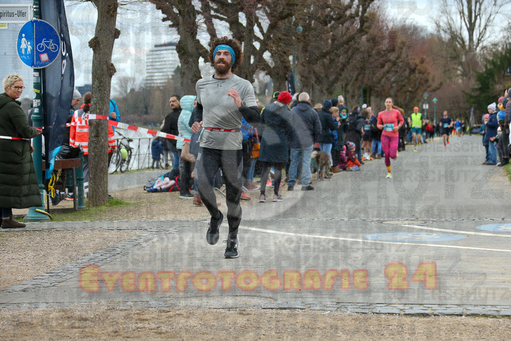 231231_1154_EX1_4480 | Sportfotografie im Rhein-Sieg Kreis, Köln, Bonn, NRW, Rheinland Pfalz, Hessen, etc. Unser Tätigkeitsfeld umfasst den Laufsport vom Volkslauf über den Marathon, Duathlon, Triathon bis zum Ultralauf wie Kölnpfad Ultra oder Schindertrail.