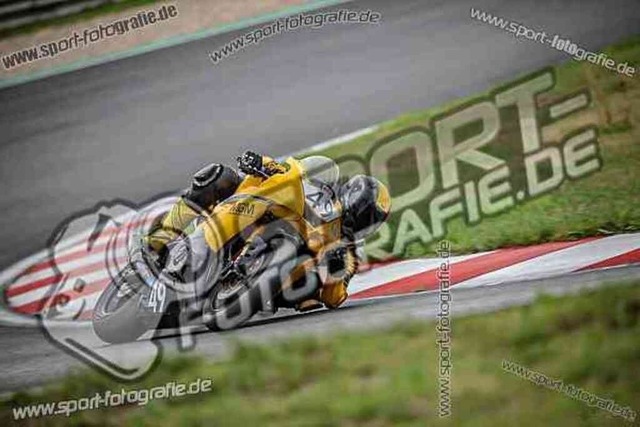 pubi7419 | Professionelle Fotos von Sportveranstaltungen, aber auch Hochzeiten und anderen Events. - Realisiert mit Pictrs.com