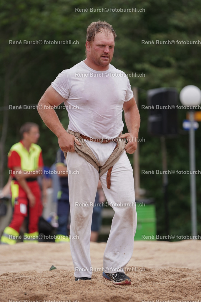 DSC00288 | René Burch leidenschaftlicher Fotograf aus Kerns in Obwalden.  Hier finden sie Sport, Landschaft und Natur Fotografie.
 - Realisiert mit Pictrs.com