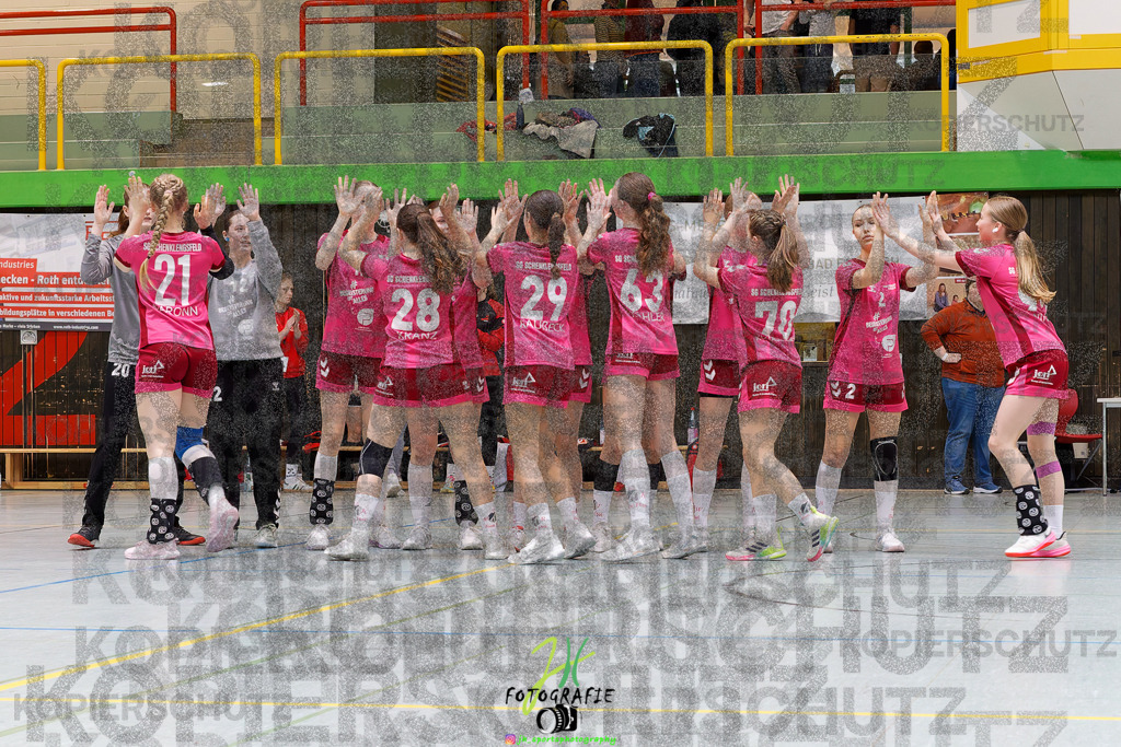 Hessenmeisterschaft wJC - Spiel um Platz 3; TuS Kriftel - SG Schenklengsfeld | Hessenmeisterschaft wJC - Spiel um Platz 3; TuS Kriftel - SG Schenklengsfeld am 22.03.2025 in Biedenkopf (Sporthalle Lahntalschule)Photo © 2025 - Jörg Heinrich - Realisiert mit Pictrs.com