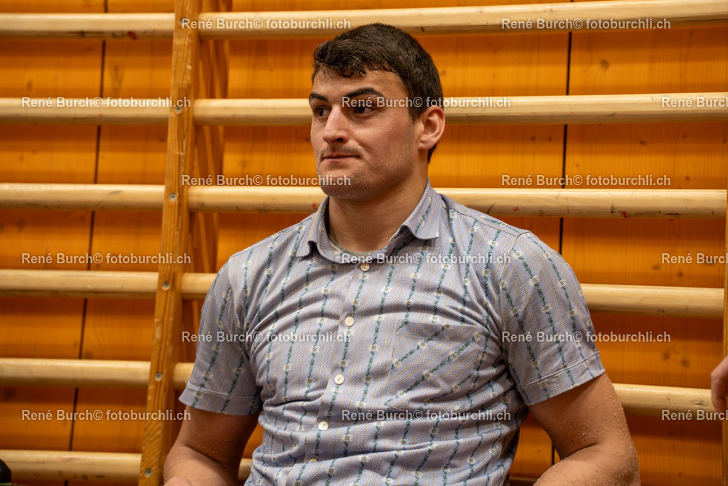 BUR05648 | René Burch leidenschaftlicher Fotograf aus Kerns in Obwalden.  Hier finden sie Sport, Landschaft und Natur Fotografie.
 - Realisiert mit Pictrs.com