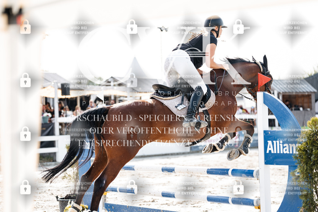 CK906097 | Turnierfotografie Pferdefotografie Trier Rheinland-Pfalz Pferdesport Reitsport Tierfotografie Sportfotografie Pferdevideo Pferdevideografie Equestrianvideography equestrianphotography  - Realisiert mit Pictrs.com