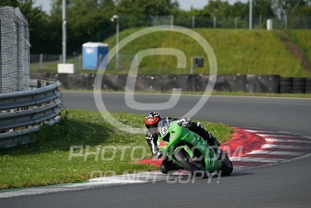 2024_06_21_PBK_12109 | Sportfotografie; SlowMotion; Video; Rennstrecke; Hafeneger; Speer; Racing; RSE; BMW; CBO; Trackday; Motorsportarena; Hockenheimring; Brno; Most; Barcelona; Valencia