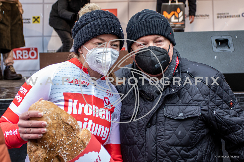 ..... | LEONDING, AUSTRIA, RADSPORT, 21.03.2021, Eröffnungsrenen Leonding, Image shows : EBERHARDT Verena (AUT) and Harald MAYER .
Photo: SMP/Andreas Willdoner