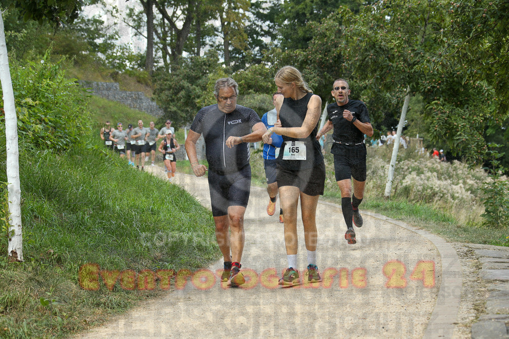 250824_1258_EX1_1061 | Sportfotografie im Rhein-Sieg Kreis, Köln, Bonn, NRW, Rheinland Pfalz, Hessen, etc. Unser Tätigkeitsfeld umfasst den Laufsport vom Volkslauf über den Marathon, Duathlon, Triathon bis zum Ultralauf wie Kölnpfad Ultra oder Schindertrail.