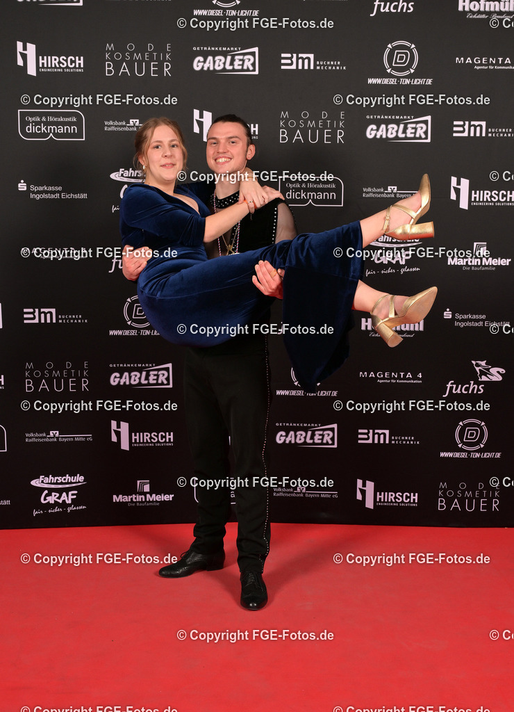 20240128-fge-fotos-0389 | Hofball der FGE am 28.01.2024 im Alten Stadttheater in Eichstätt. - Realisiert mit Pictrs.com