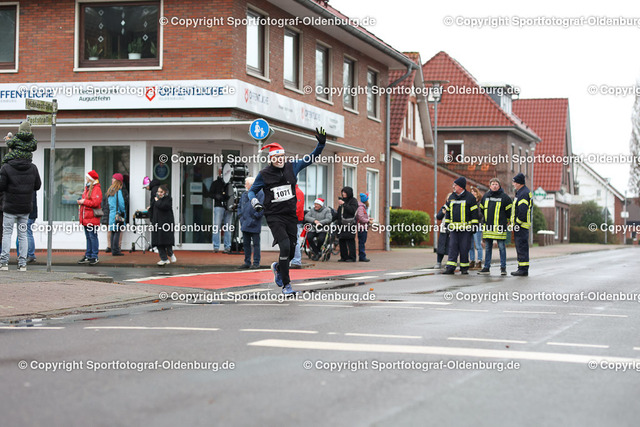 WMLA1970 | Bildershop "Sportfotograf-Oldenburg" mit Fotos von Sportevents in Oldenburg und Umzu. - Realisiert mit Pictrs.com