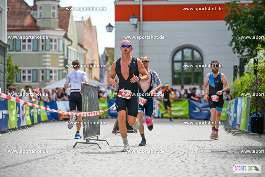 SZI_9019 | Stadttriathlon Erding 2025. #yourpictrs #sportshot_your_pictrs @Sportshotphotography #stadttriathlonerding Copyright: www.sportshot.de