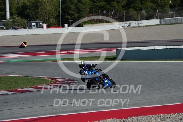 2025_10_25_PBK_53700 | Sportfotografie; SlowMotion; Video; Rennstrecke; Hafeneger; Speer; Racing; RSE; BMW; CBO; Trackday; Motorsportarena; Hockenheimring; Brno; Most; Barcelona; Valencia