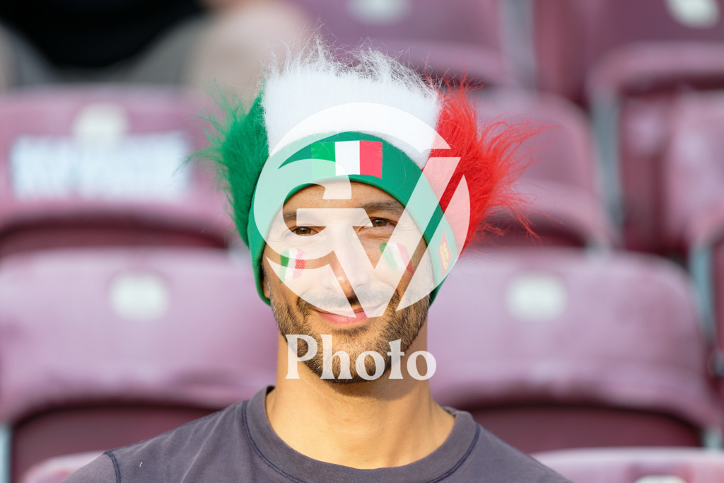 England v Italy - UEFA Women's EURO 2025 Semi-Final | GENEVA, SWITZERLAND - JULY 22: Fans of Italy are seen   during the UEFA Women's EURO 2025 Semi-Final match between England and Italy at Stade de Geneve on July 22, 2025 in Geneva, Switzerland. (Photo by Giuseppe Velletri/Sports Press Photo/Getty Images)