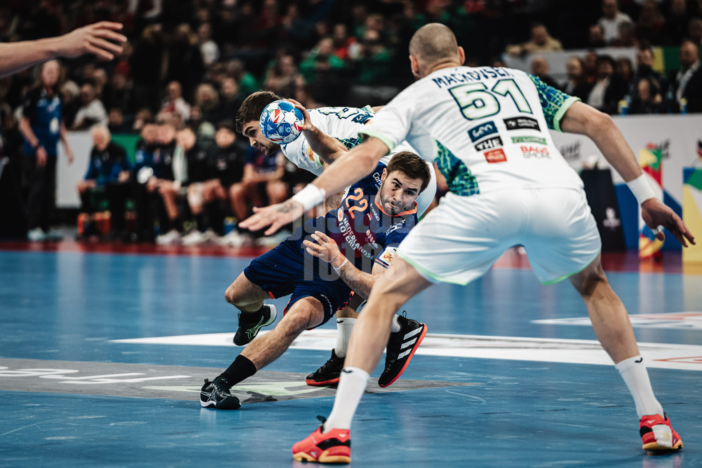 Handball | Herren | EHF EURO 2024 | European Championshop Men 2024 Final Tournament | Slowenien vs. Niederlande | 21.01.2024 | Luc Steins (#22, Holland, NED)