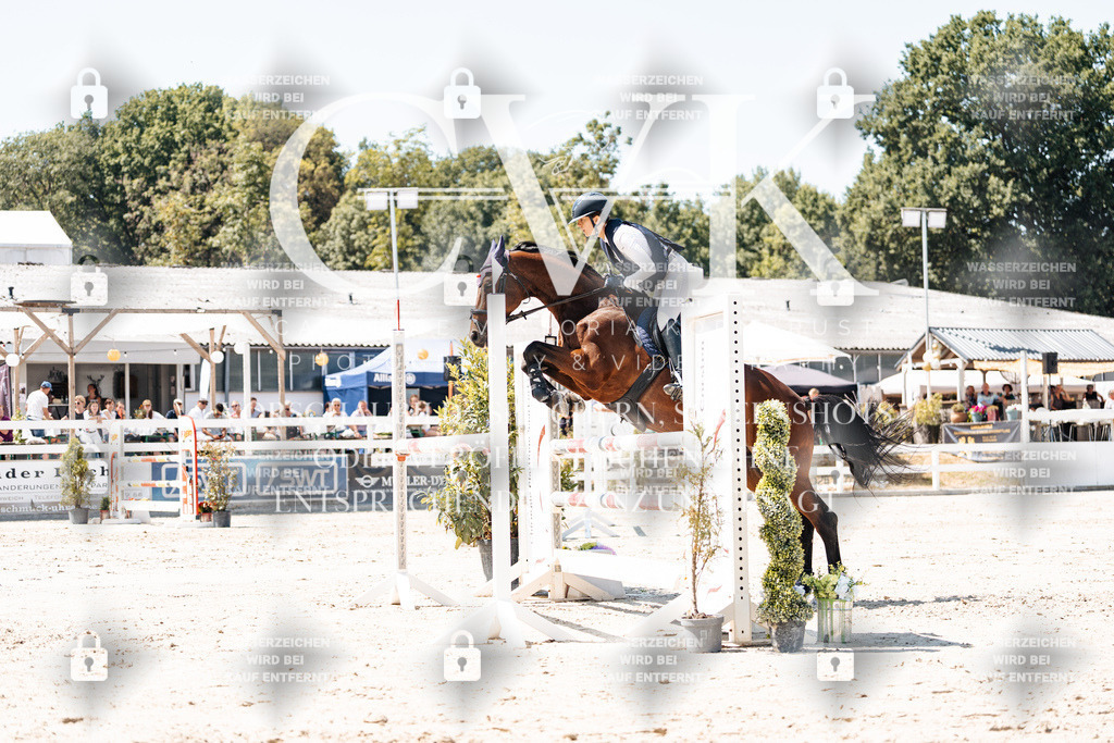 CK909909 | Turnierfotografie Pferdefotografie Trier Rheinland-Pfalz Pferdesport Reitsport Tierfotografie Sportfotografie Pferdevideo Pferdevideografie Equestrianvideography equestrianphotography  - Realisiert mit Pictrs.com