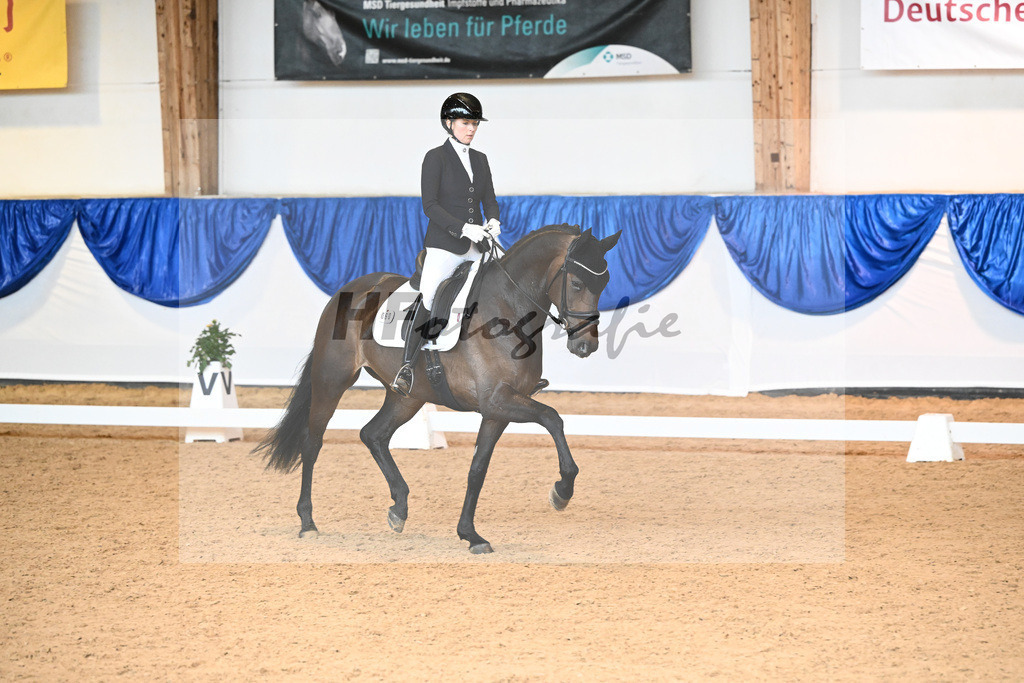 Kat-Nr. 60 Evita Cortes_Giner_14240355 | hf-fotografie - Realisiert mit Pictrs.com
