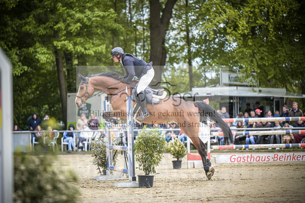DOS_1054 | Entdecke hochwertige Reitturnierfotos von Foto Oger. Professionell, emotional und authentisch – jetzt Lieblingsmomente im Shop bestellen.Deutschlandweite Turnierfotografie. - Realisiert mit Pictrs.com