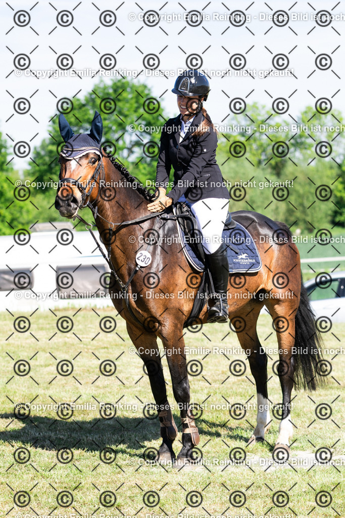 CL5A8135 | Emilia Reinking Fotografie - Realisiert mit Pictrs.com