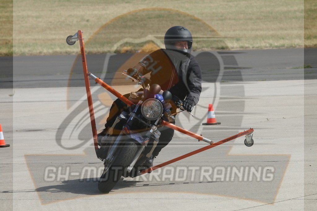 IMG_3428 | gh-motorradtraining-foto.de - Realisiert mit Pictrs.com