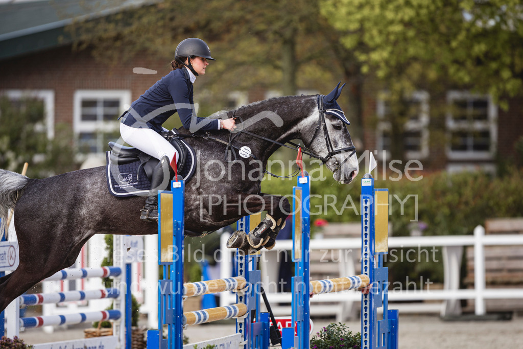 240424_Lemwerder_Stil-L-199 | Deine schönsten Turniermomente als professionelle Fotos! Entdecke hochwertige Pferdesport-Fotografie im Online-Shop. Jetzt Fotos finden & bestellen!