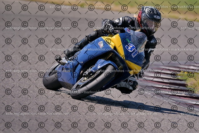 26bt05-0682 | markuskiefer.com - Realisiert mit Pictrs.com