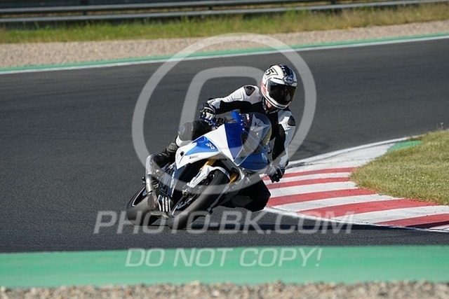 2025_05_13_PBK_21328 | Sportfotografie; SlowMotion; Video; Rennstrecke; Hafeneger; Speer; Racing; RSE; BMW; CBO; Trackday; Motorsportarena; Hockenheimring; Brno; Most; Barcelona; Valencia