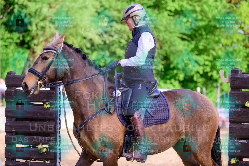 02052026-Giesenbach-03-Speedtrail-0924 | Fokus Hufschlag Fotografie - Realisiert mit Pictrs.com