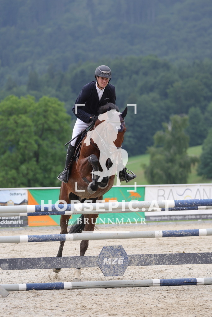 0P6A4242 | Willkommen bei Brunnmayr - Design & Fotografie – Ihrem Spezialisten für Reitturniere und Pferdeveranstaltungen in Oberösterreich, Salzburg und Bayern! Seit über 17 Jahren sind wir leidenschaftlich dabei.