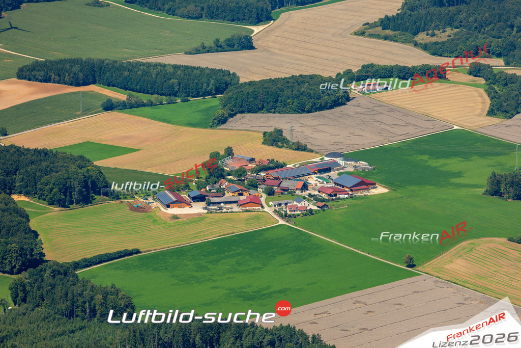 Das Luftbild zeigt : Schrotzhofen Beratzhausen - Die Luftaufnahme wurde 2023 vom UL-Flugzeug aus erstellt ( keine Drohne ) - Hochauflösende Luftaufnahme - Für grossformatige Ausdrucke geeignet. Die Geschenkidee !Mit Lizenz und Bildrechte bestellbar